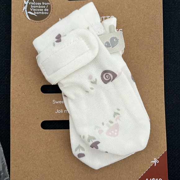 Bamboo Scratch mitts - Picture 2 of 5